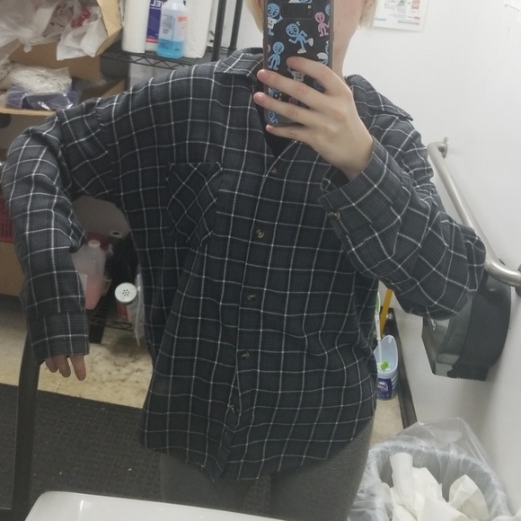 Brandy Melville Tops - Brandy Melville flannel